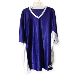 men's athletic shirt